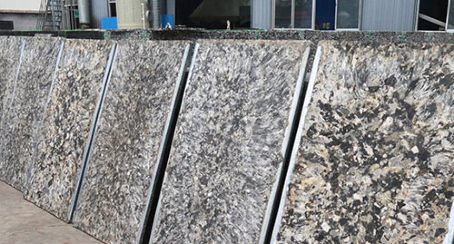 Do you need GMT Pallets for Concrete Block Machine?